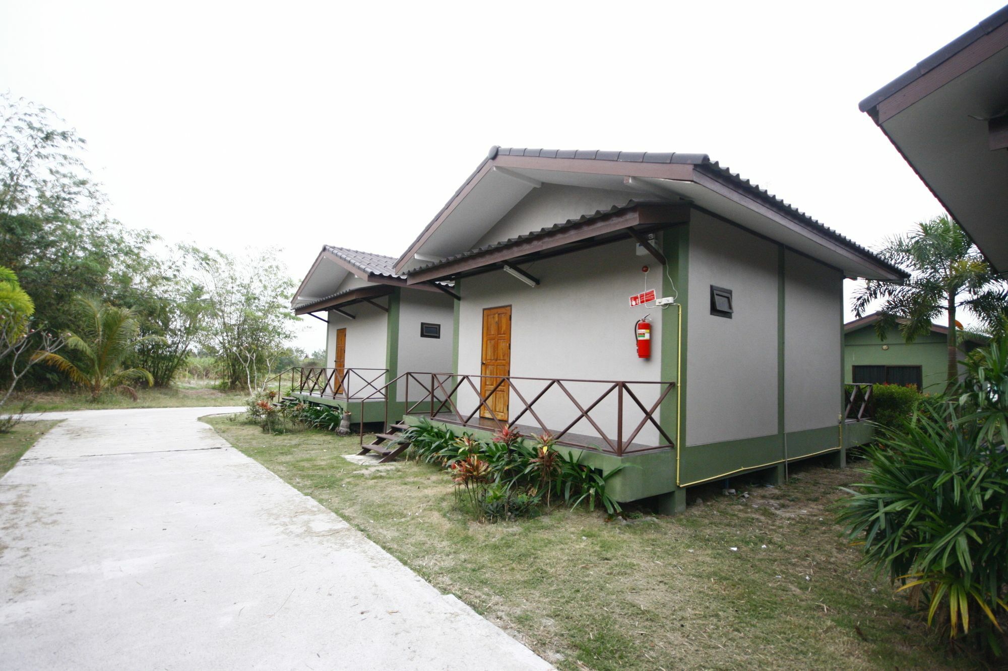 Long Lake Resort Chonburi Extérieur photo